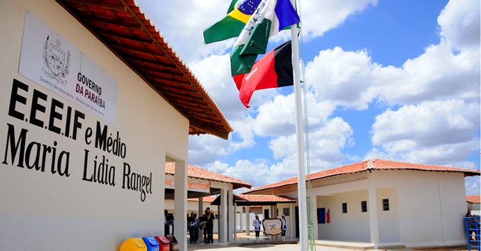 Rede estadual ganha 15 novas escolas e seis de educação profissional