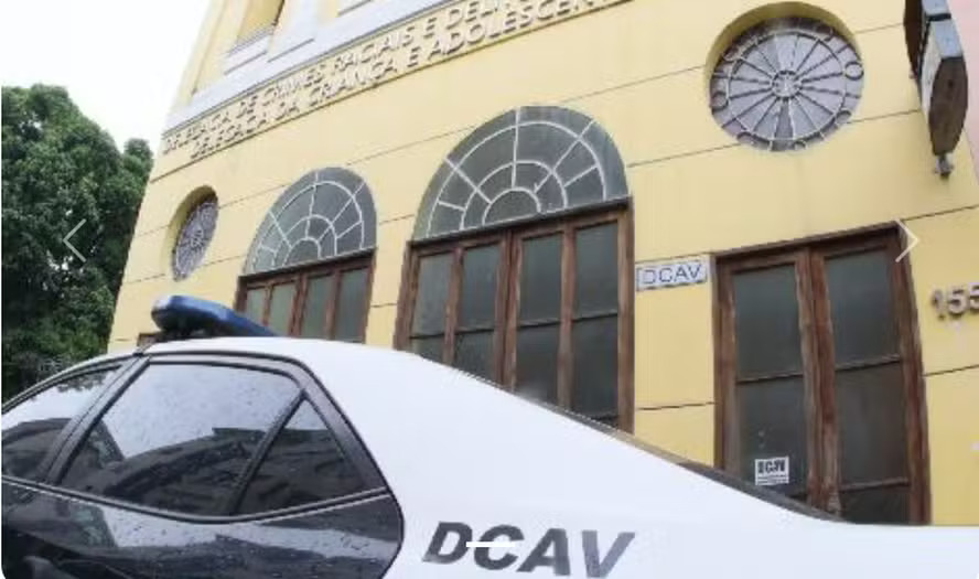 Homem e mulher são presos suspeitos de oferecer menores em aplicativo para festas onde aconteciam abusos