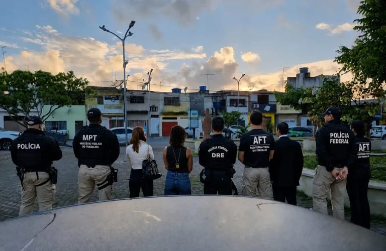 PF em ação conjunta desarticula rede interestadual de tráfico humano na PB, RN e PE